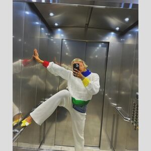 NWT YLLW THE LABEL M ZORA CHUNKY SWEATER — PRIMARY COLORS